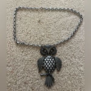Owl silver necklace with textured link chain.
